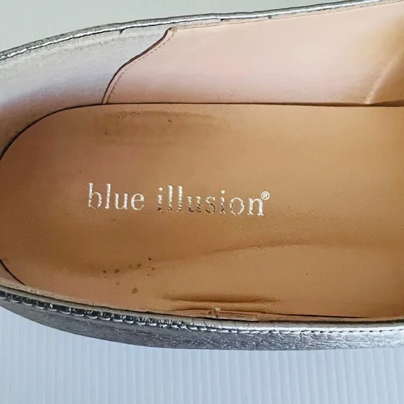 blue illusion Shoes Silver Flat Slip On Size 40 - Picture 9 of 9